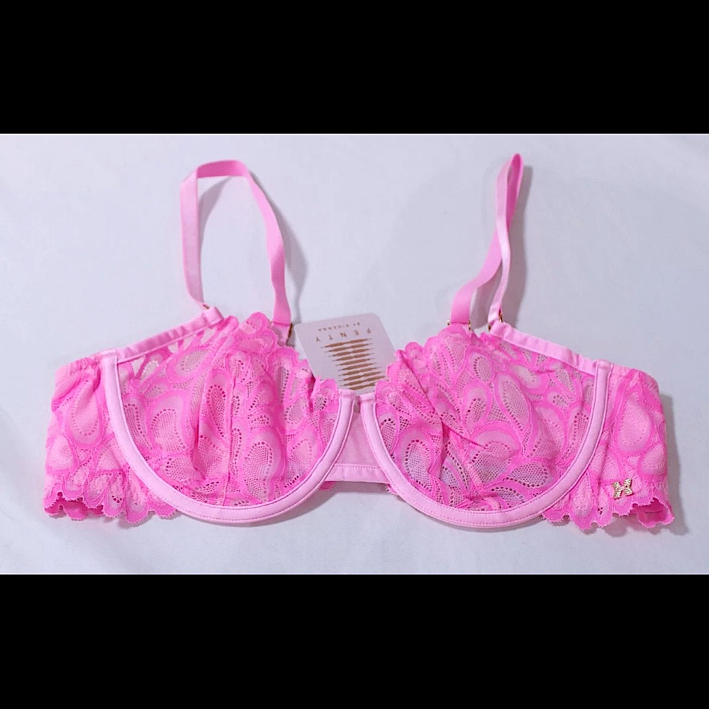 SAVAGE X FENTY ‼️ (NOT FOR SALE) ISO POST**